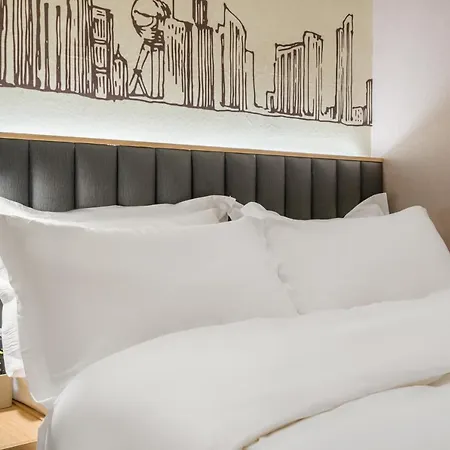 Meego Smart Select Hotel-3