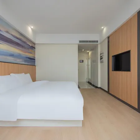 Starway Hotel At Pudong-3