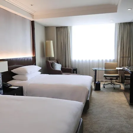 Renaissance Shanghai Pudong Hotel-2