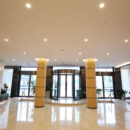 Crown Crystal Hotel-3