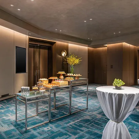 Crowne Plaza Shanghai Hongqiao By Ihg-3