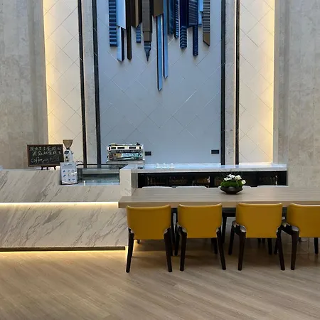 Courtyard By Marriott Shanghai Hongkou-3
