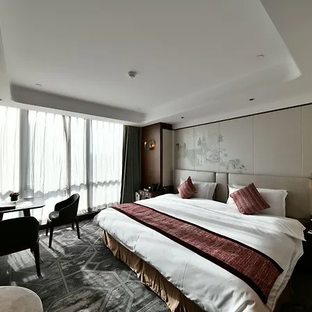 Howard Johnson Huaihai Hotel-2