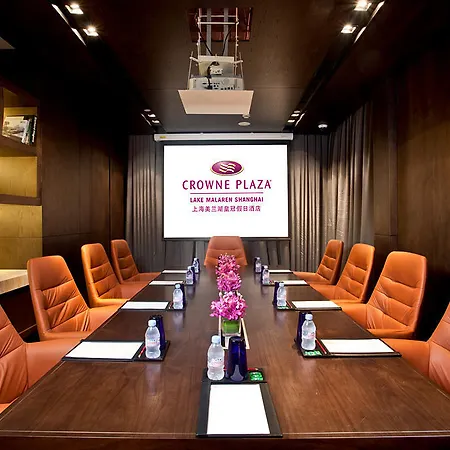 Crowne Plaza Lake Malaren Shanghai-3