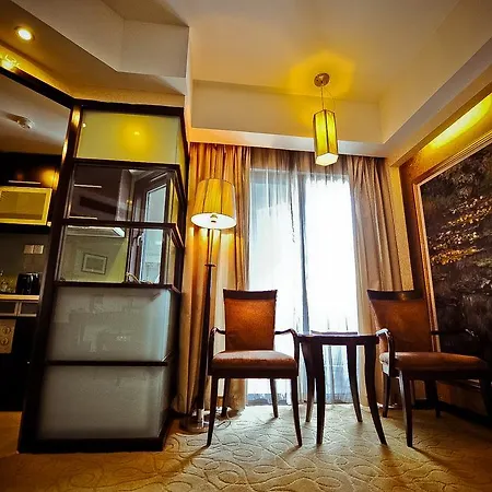 Howard Johnson All Suites Shanghai-3
