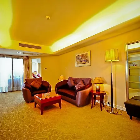 Howard Johnson All Suites Shanghai-2
