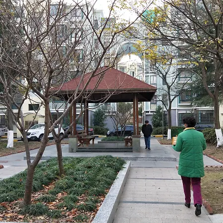 Yi Ju Homestay-Zhuanqiao Subway Station, Minhang District-2