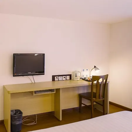 Motel Yushan Road Yuanshen Sports Center-2