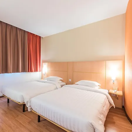 Ibis Shanghai Xujiahui-3
