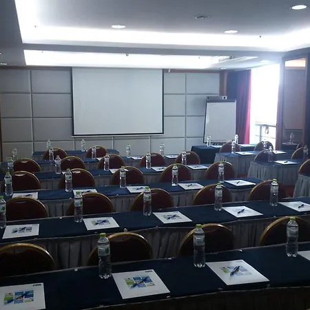 Holiday Inn Express Meilong Shanghai-2