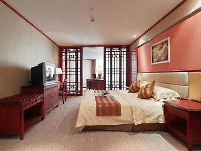 Starway Hotel Xuhui District-3
