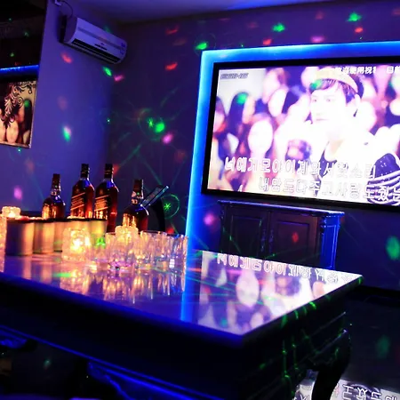 Joy Party Villa Branch 11-3