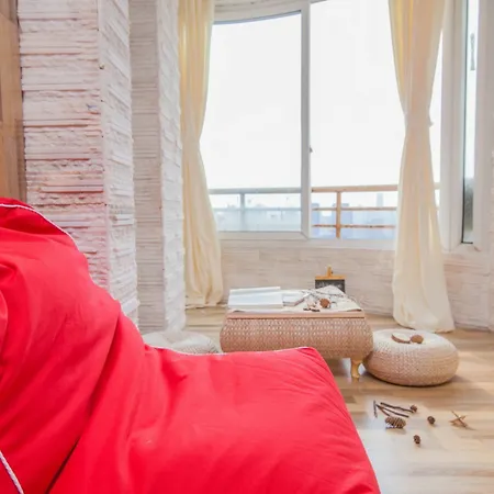 Warm Island Xujiahui 4 Bedroom-3