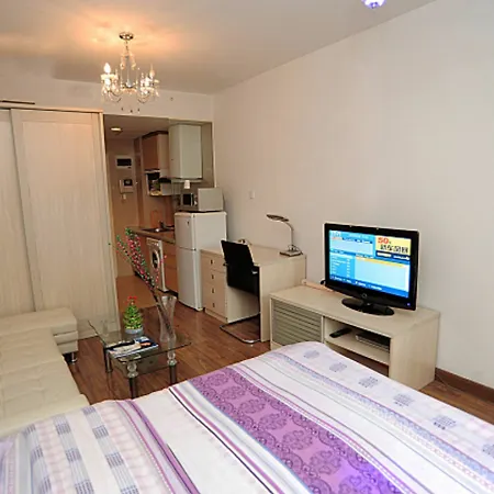 Mike168 Service Apartment Saintland Shop-2
