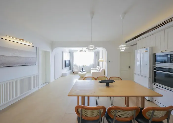 Warm Four Bedroom Apartment With Huangpu River View Xangai que aceita animais de estimação