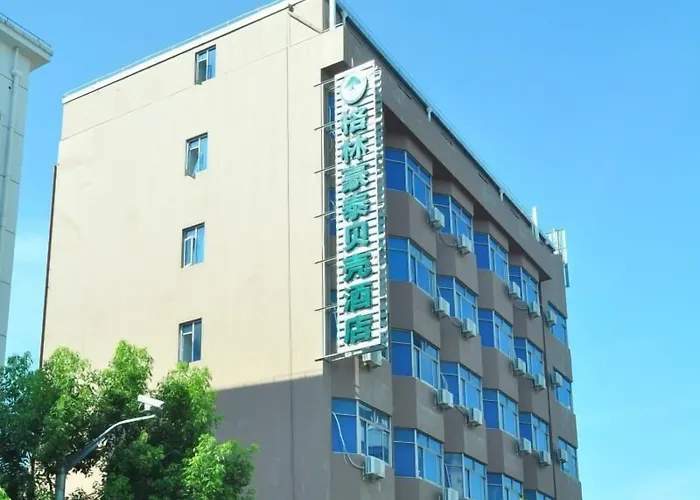 Greentree Inn Shanghai Fta Waigaoqiao Free Trade Zone North Subway Station Shell Hotel
