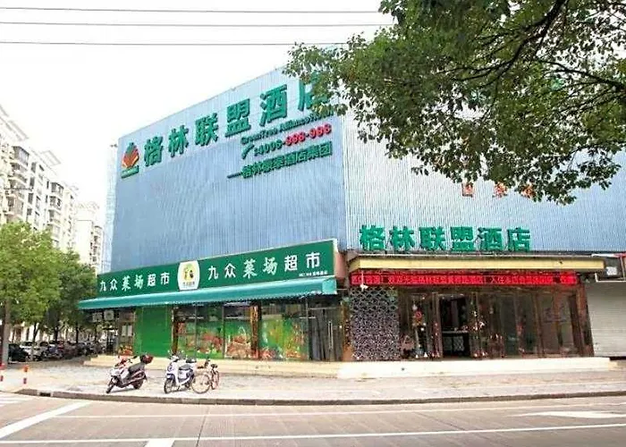 Greentree Alliance Shanghai Minhang District Hongqiao Hub Huanghua Road Hotel che accetta animali