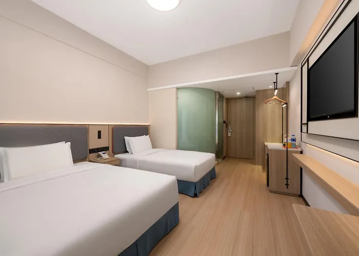 Holiday Inn Express Shanghai Putuo By Ihg