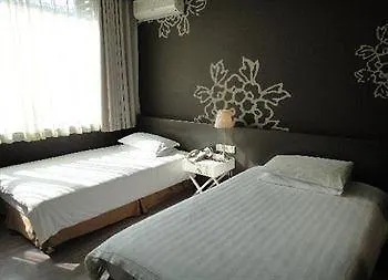 Greentree Inn Shanghai Pudong Expo Village Hotel