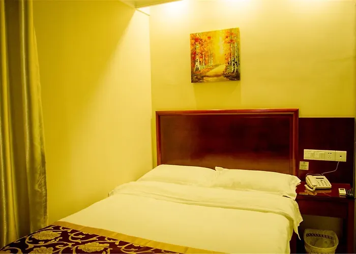 Greentree Inn Shanghai Wild Zoo Dachuan Freeway Express Hotel