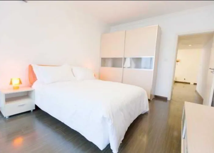 Haustierfreundliches Yopark Serviced Apartment- Luwan City Garden Shanghai