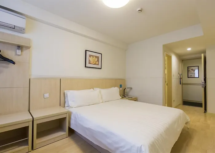 Jinjiang Inn Shanghai Jiading Shanghai University