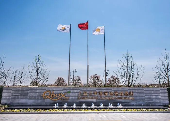 Q-Box Hotel Shanghai Sanjiagang Mit Golfplatz